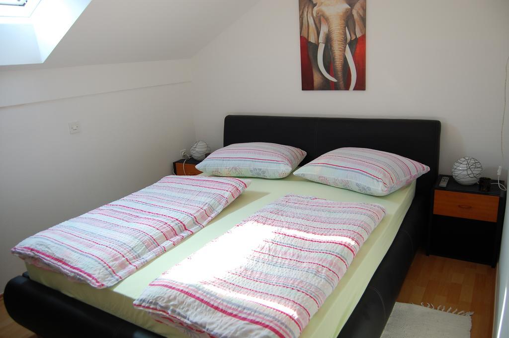 Rooms Hisa Divino Ptuj Habitación foto